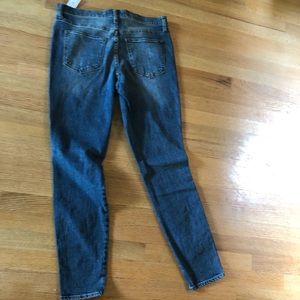 Gap true skinny